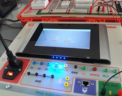 ماژول آموزشی نمایشگر لمسی بر پایه پروتکل KNX