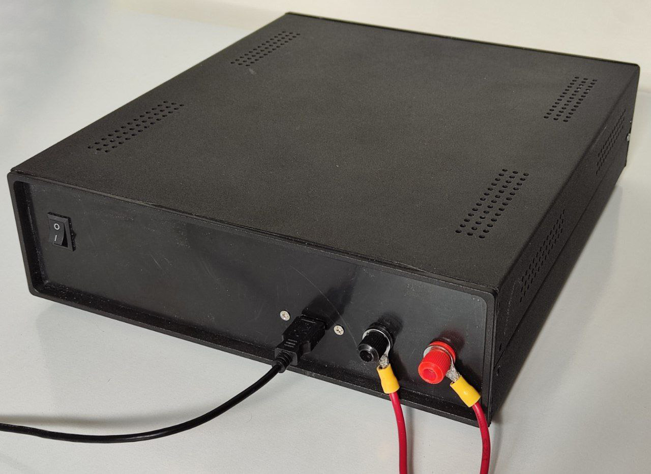مجموعه آزمایشگاهی شبیه ساز صفحات خورشیدی (PV EMULATOR)
