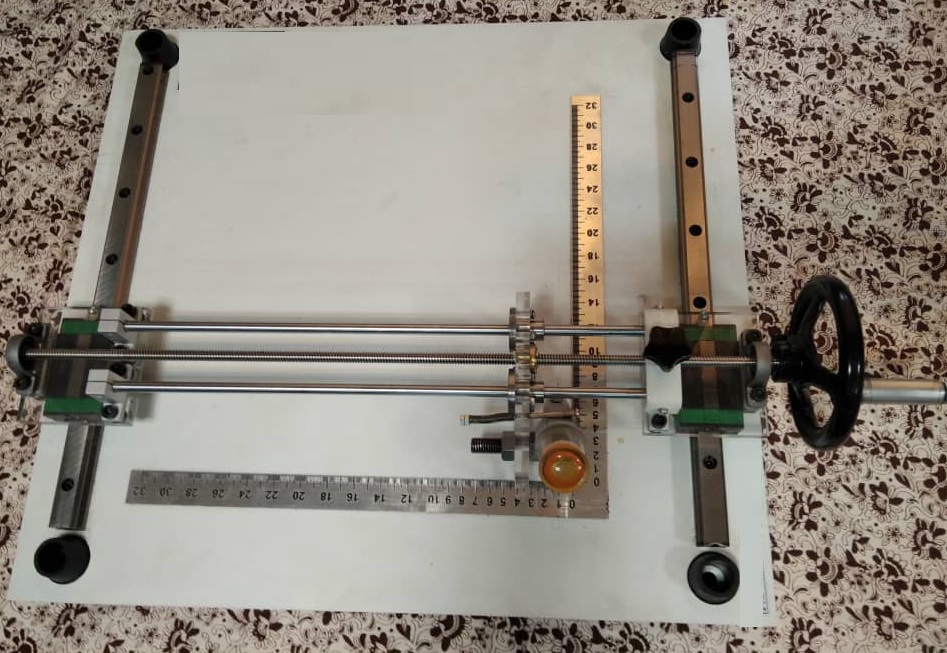میز برش شیشه