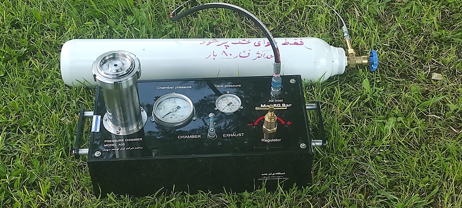 دستگاه اندازه گیری پتانسیل آب برگ (پرشر چمبر/پرشر بمب)