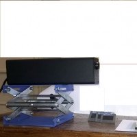 آزمایش بررسی الگوی تداخلی دومنشور فرنل