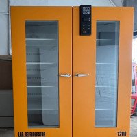 یخچال آزمایشگاهی
