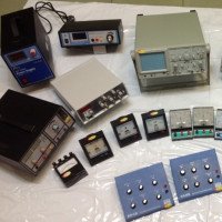 آشنایی و کار با دستگاه های آزمایشگاه الکترونیک