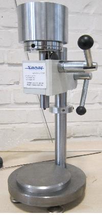 تست سختی سنج شور